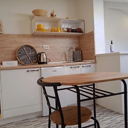 Im Visoko, Bih Appartement *
